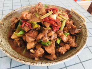 家常小公鸡的做法
