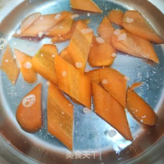 五花肉炒香干柿子椒的做法步骤：7
