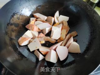 咸肉红香芋炖萝卜的做法步骤：5
