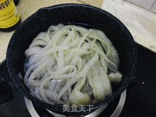 凉拌牛筋面的做法步骤：2