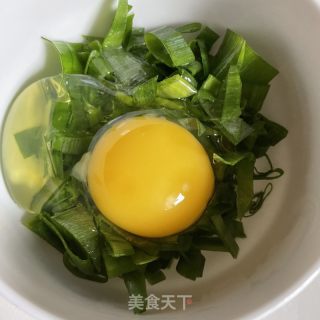 香肠蒜苔炒饭的做法步骤：4