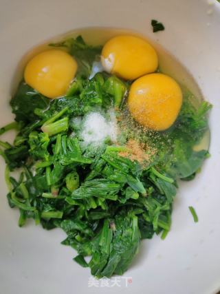 菠菜鸡蛋饼的做法步骤：5