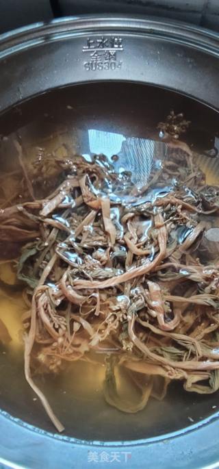 猪肉梅干菜全麦包子的做法步骤：6