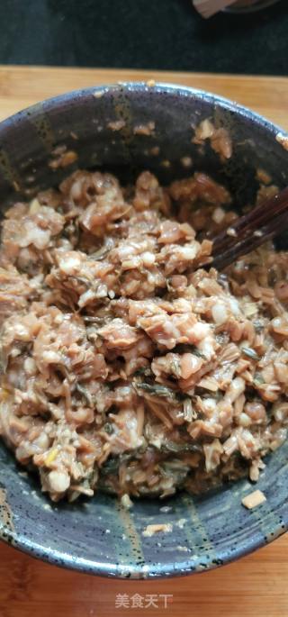 猪肉梅干菜全麦包子的做法步骤：9