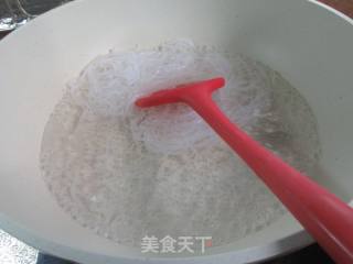 肉丝韭菜茭白炒魔芋丝的做法步骤：4