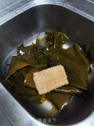 海带鸭子汤的做法步骤：5