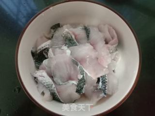 酸菜鱼的做法步骤：2