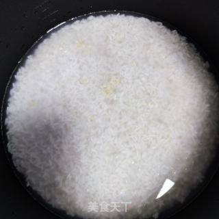 肉丁芥菜炒饭的做法步骤：1