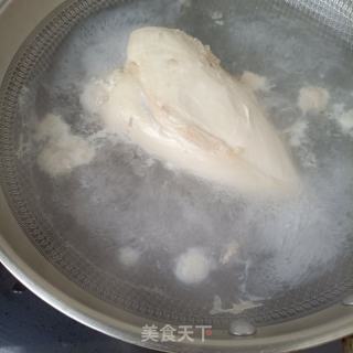 粉条白菜拌鸡胸肉的做法步骤：2