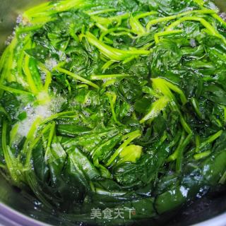 凉拌菠菜的做法步骤：3