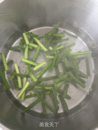 香菇烧豆腐的做法步骤：3