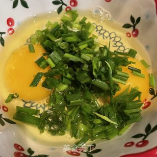 葫芦片炒鸡蛋的做法步骤：2
