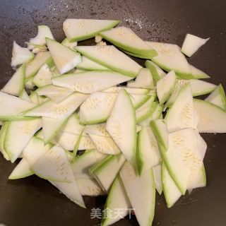 葫芦片炒鸡蛋的做法步骤：7