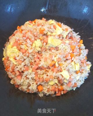 火腿鸡蛋炒饭
