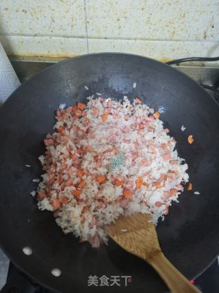 火腿鸡蛋炒饭的做法步骤：6