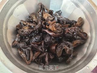 莴笋干炒肉丝的做法步骤：6