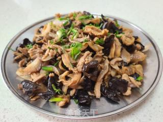 莴笋干炒肉丝的做法步骤：11