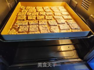 核桃芝麻苏打饼干的做法步骤：12