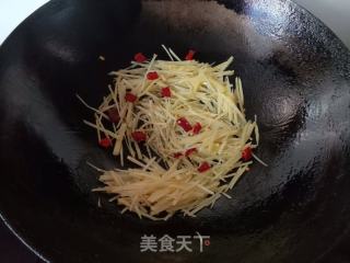 韭菜炒土豆丝的做法步骤：4
