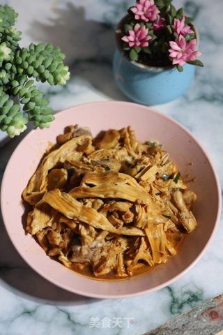 鸡肉红烧腐竹的做法步骤：9