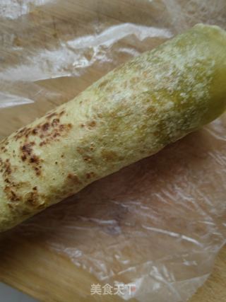 菠菜鸡蛋卷饼的做法步骤：8