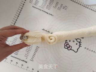 提子乳酪面包卷的做法步骤：12