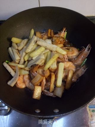 干锅大虾的做法步骤：7