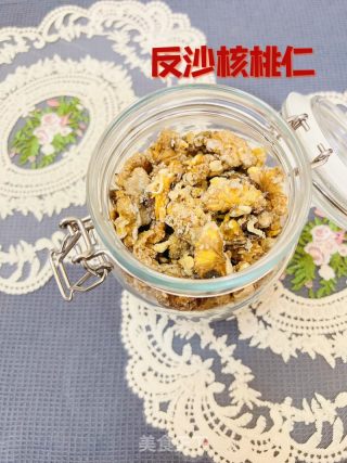 不需要用油做的 | 反沙核桃仁的做法步骤：9