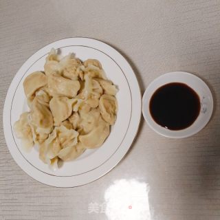 白菜猪肉饺子的做法步骤：15