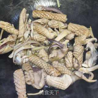 爆炒鱿鱼干的做法步骤：11