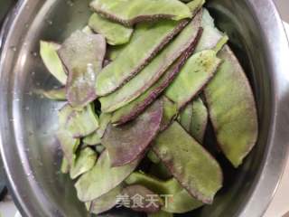 肉末炒扁豆的做法步骤：2