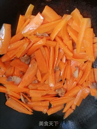 胡萝卜炒肉的做法步骤：5