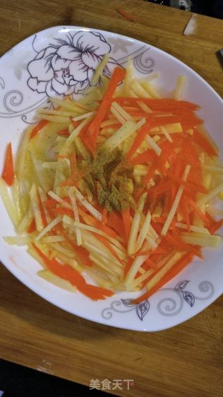 鸡蛋饼的做法步骤：1