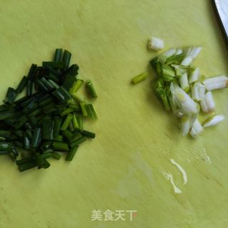 西红柿菌菇蛋饺汤的做法步骤：4