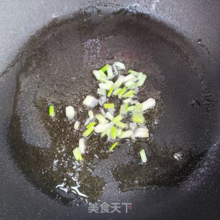 西红柿菌菇蛋饺汤的做法步骤：5