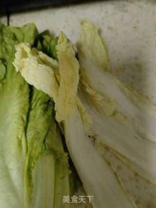清红汤水饺的做法步骤：2