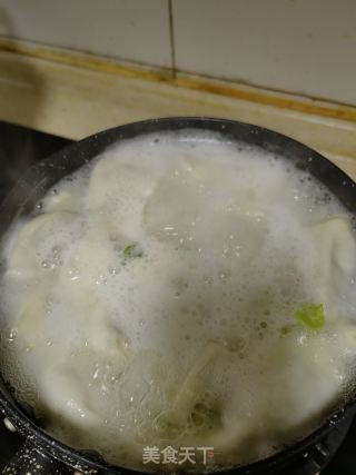 清红汤水饺的做法步骤：7