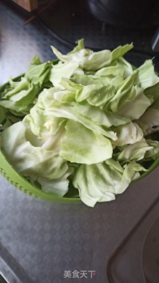 手撕包菜的做法步骤：3