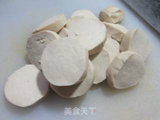 肉片炒金钱圆素鸡的做法步骤：2