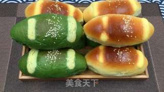 抹茶红豆布丁，嫩滑抹茶奶冻，配上甜蜜红豆，清新又治愈。