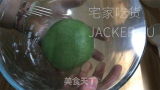 抹茶红豆布丁，嫩滑抹茶奶冻，配上甜蜜红豆，清新又治愈。的做法步骤：18
