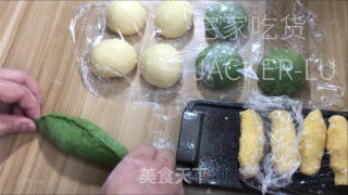 抹茶红豆布丁，嫩滑抹茶奶冻，配上甜蜜红豆，清新又治愈。的做法步骤：35