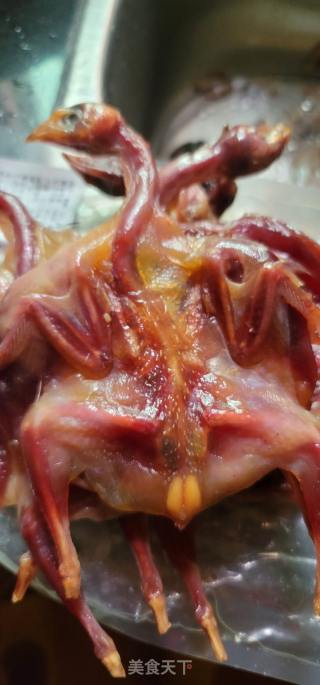 清蒸腊鹌鹑的做法步骤：1
