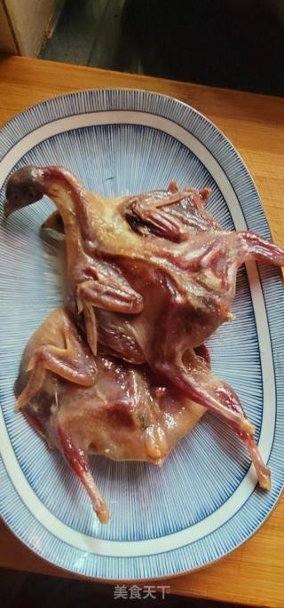 清蒸腊鹌鹑的做法步骤：3