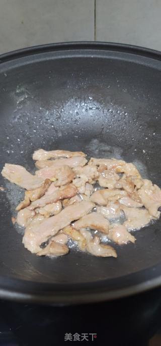 牛肉炒酸菜的做法步骤：12