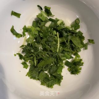 虾仁鸡蛋汤面的做法步骤：2