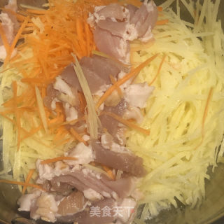 培根土豆丝卷饼的做法步骤：2