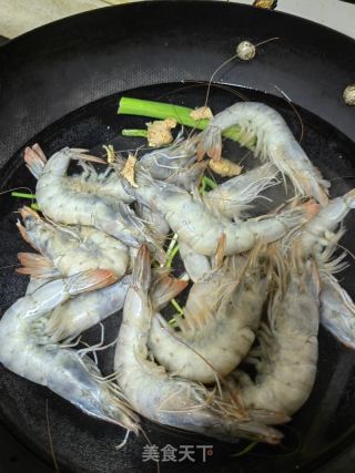 生菜鲜虾卷的做法步骤：5