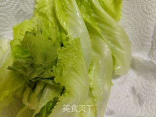 生菜鲜虾卷的做法步骤：7