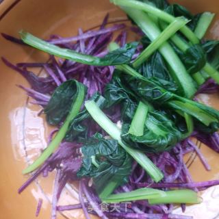 冰淇淋萝卜塔菜拌拆骨肉的做法步骤：9